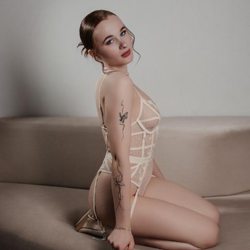 AbigailForlands amateur lush image