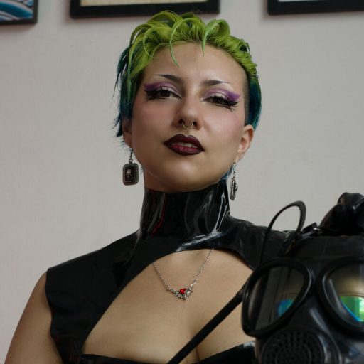 AbigailJopplin vibrator lj image