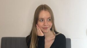AbigailLee live video image