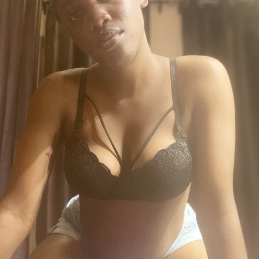 AdeFunmi sex livesex image