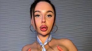 AdelMurr preview