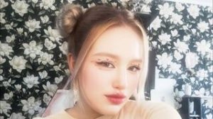 AdeleBlassom preview