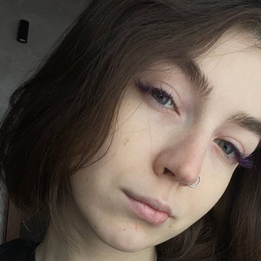 AdriaHamstra pussy show image