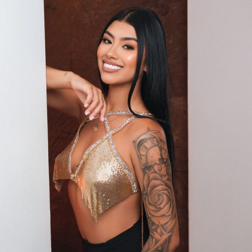 AdrianaKlose pictures toy image