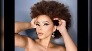 AfroditaBenz preview