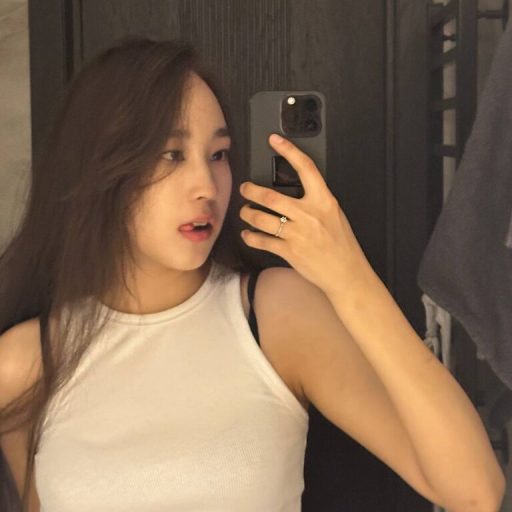 AgathaSahni real strip image