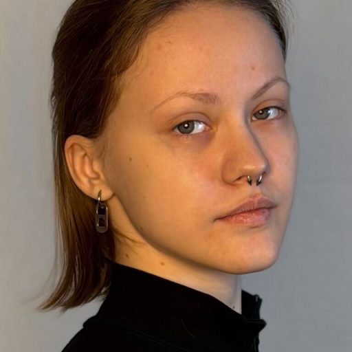 AlainaCaveness dildo real image