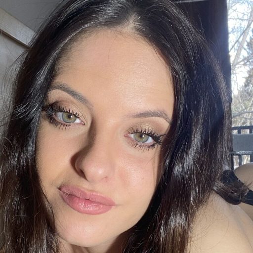 AlanaMore shows recorded image