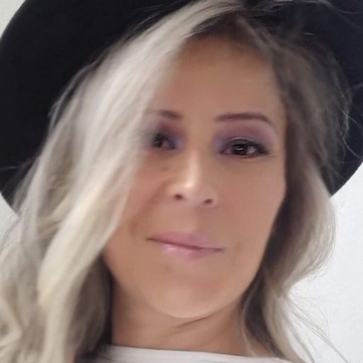 AlayaaContee live video image