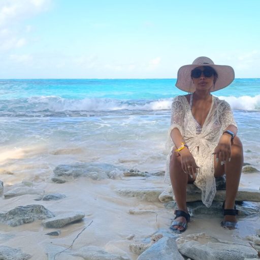 AlejandraLomban naked porn image