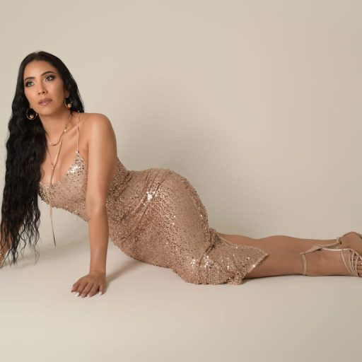 AlennaMuller video photos image