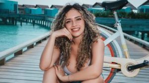 AleskaCollins free dildo image