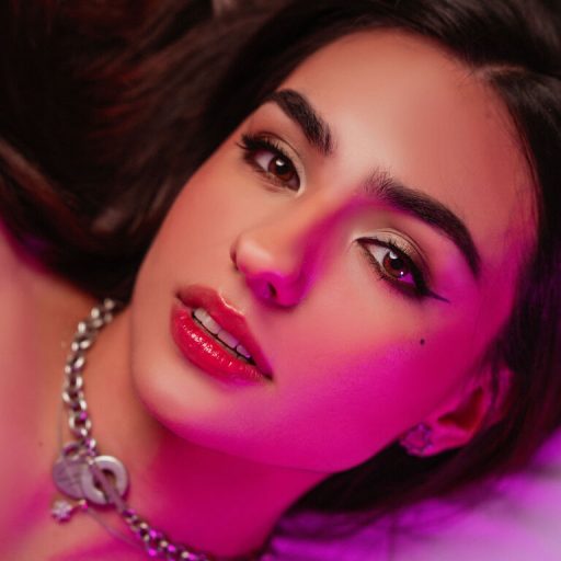 AlessiaMoon fingering ass image