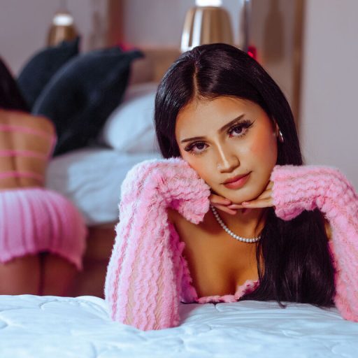 AlessiaNichols online shows image