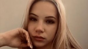 AletaKunde free dildo image