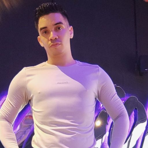 AlexRedfield photos webcam image