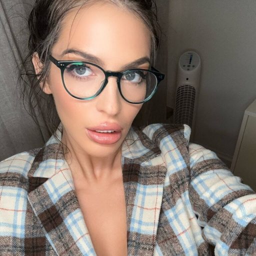 AlexaPaynee nude sex image