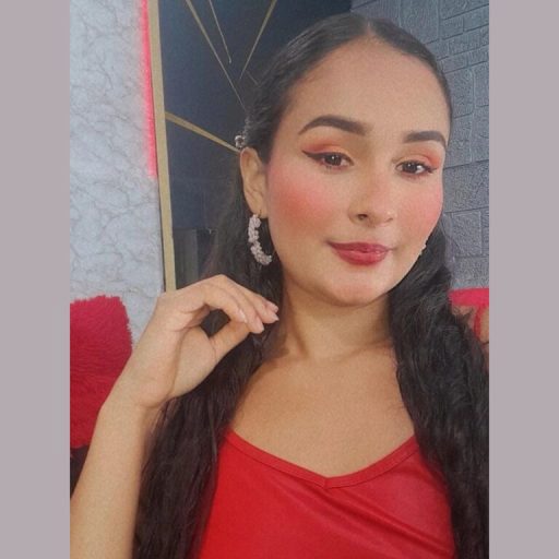 AlexiaCameronn amateur lush image