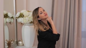 AlexiaOlis strip amateur image