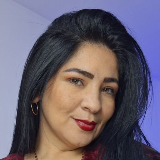 AlexiaSilver online shows image