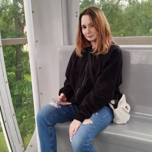 AliceRamus cam naked image