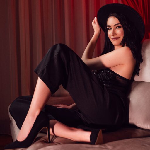 AliceSchuster dildo real image