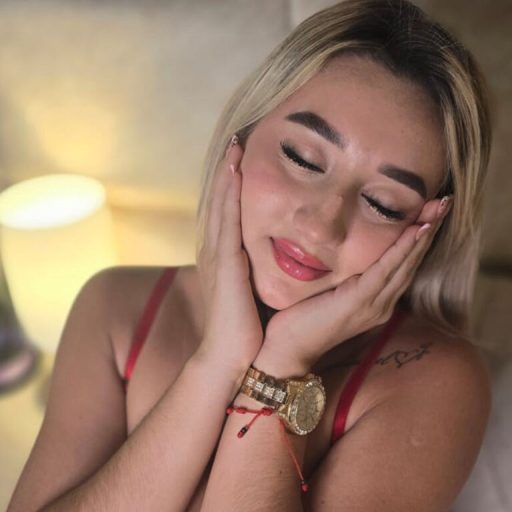 AliciaReign dildo real image