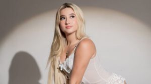 AliciaReign dildo real image