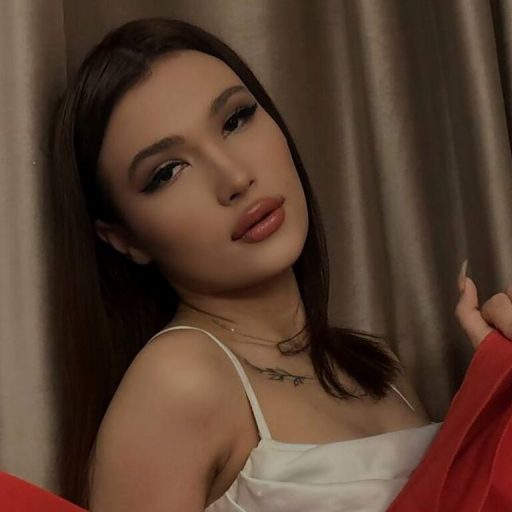 AlinaCristallss pictures toy image