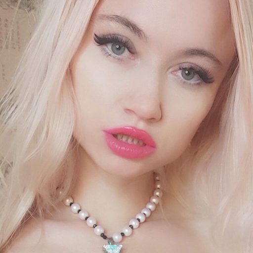 AlinaJoi show fingering image