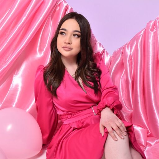 AlineBarlow ass vibrator image