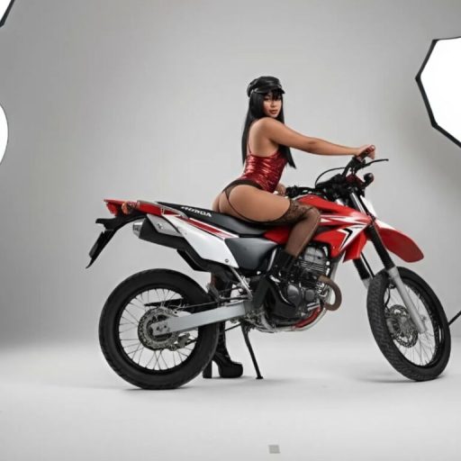 AlisGuerrero shows recorded image