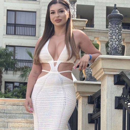 AlisaLuxe show fingering image