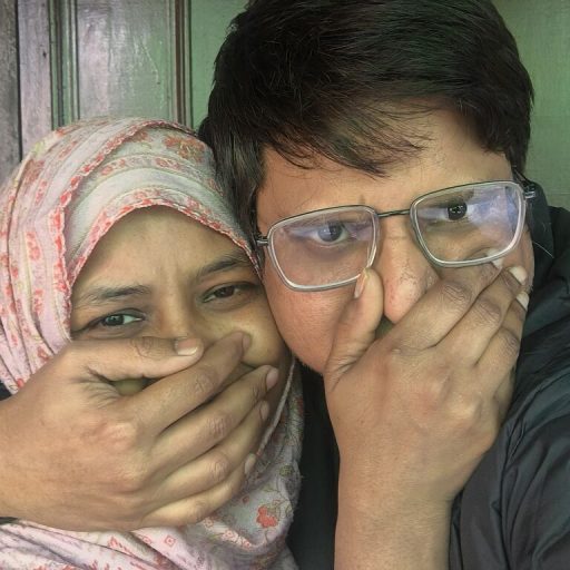 AlishaKhan dildo real image