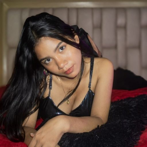 AllisonKare live video image