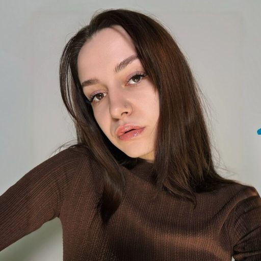 AloraMay amateur lush image