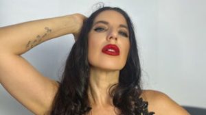 AmandaHug preview