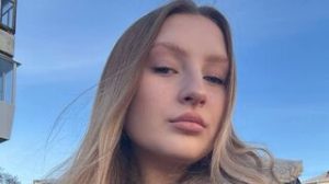 AmberMendelsohn preview