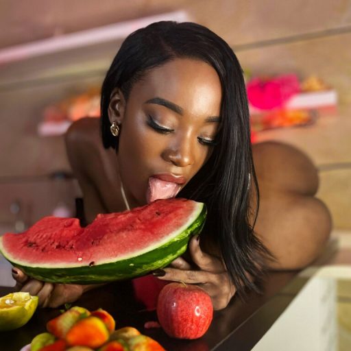 AmberVegga live video image