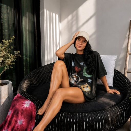 AmelieBae online shows image