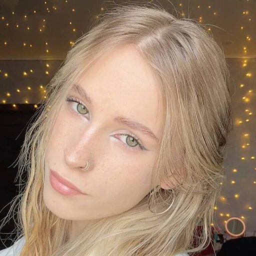 AmilySunray livejasmin fuck image