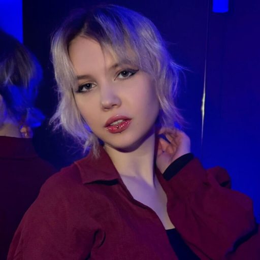 AmyAsh amateur lush image