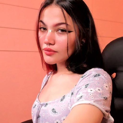 AmyFowler cam naked image