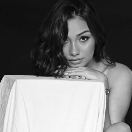 AmyZuri free dildo image