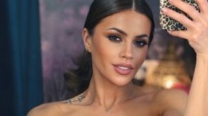 AnaMathers ass vibrator image