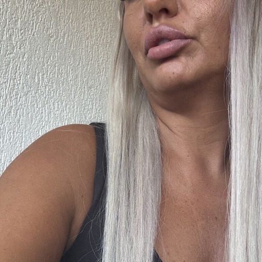 Anasttasya strip amateur image