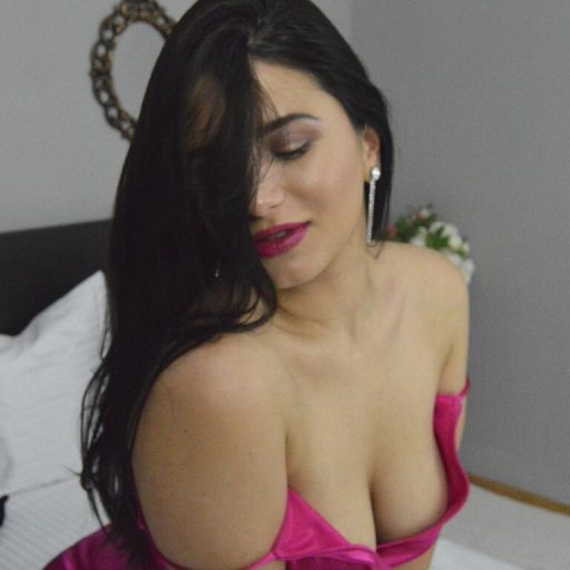 AnaysMadeline fingering ass image