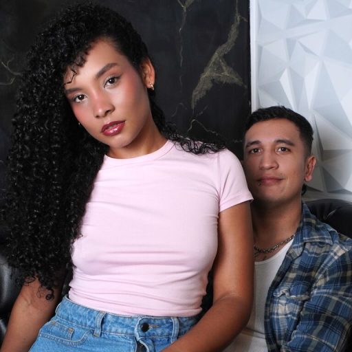 AngelAndValerie webcam free image