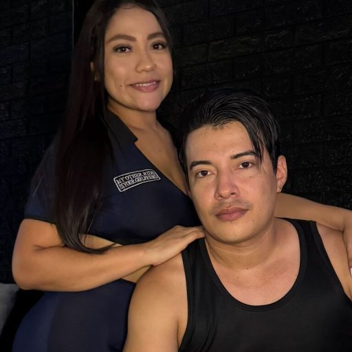 AngelisAndJuan pussy show image