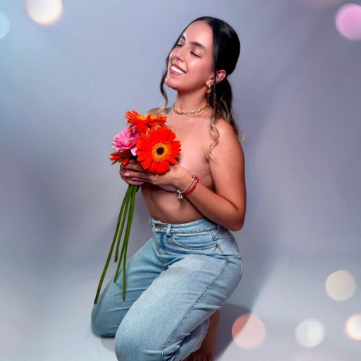 AnitaDiFiore cam naked image